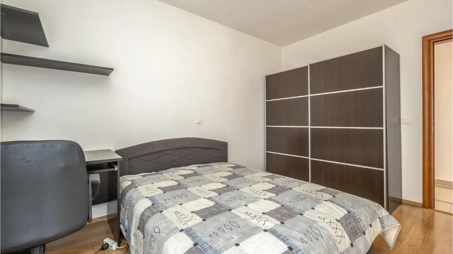 Nice Apartment In Crikvenica With House Sea View
